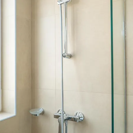 Stella & Rosie - Two Bedroom Apartment's By Eldi