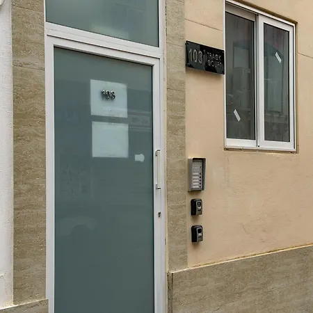 Stella & Rosie - Two Bedroom Apartment's By Eldi Apartment Pieta