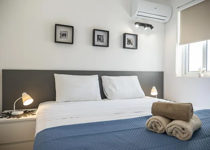 Stella & Rosie - Two Bedroom Apartment's By Eldi Appartamento